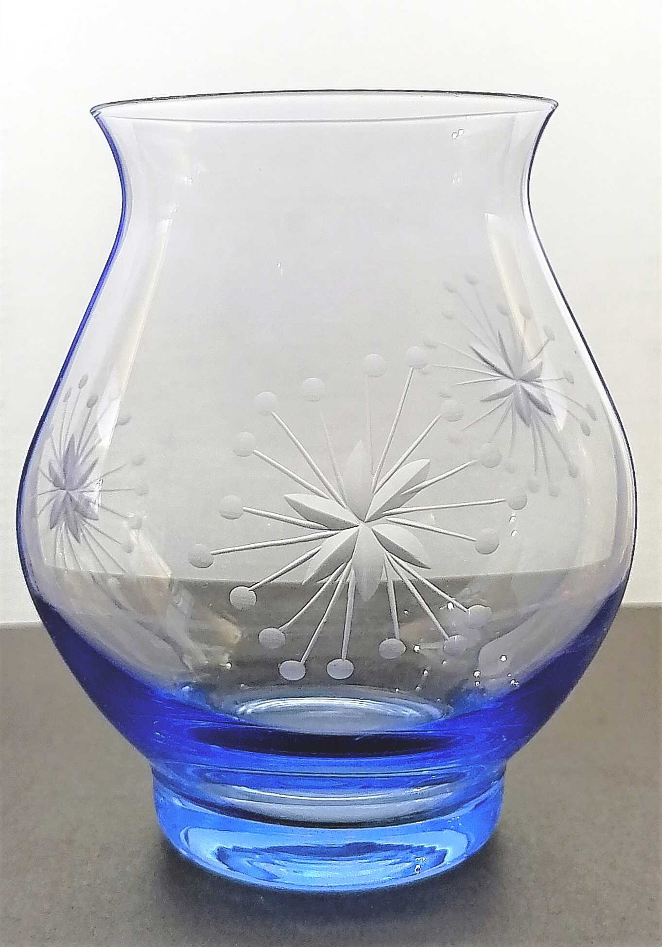 Kerzenhalter/ Vase Blau Hand geschliffen Schneeflocke SV-101 1 Stück.