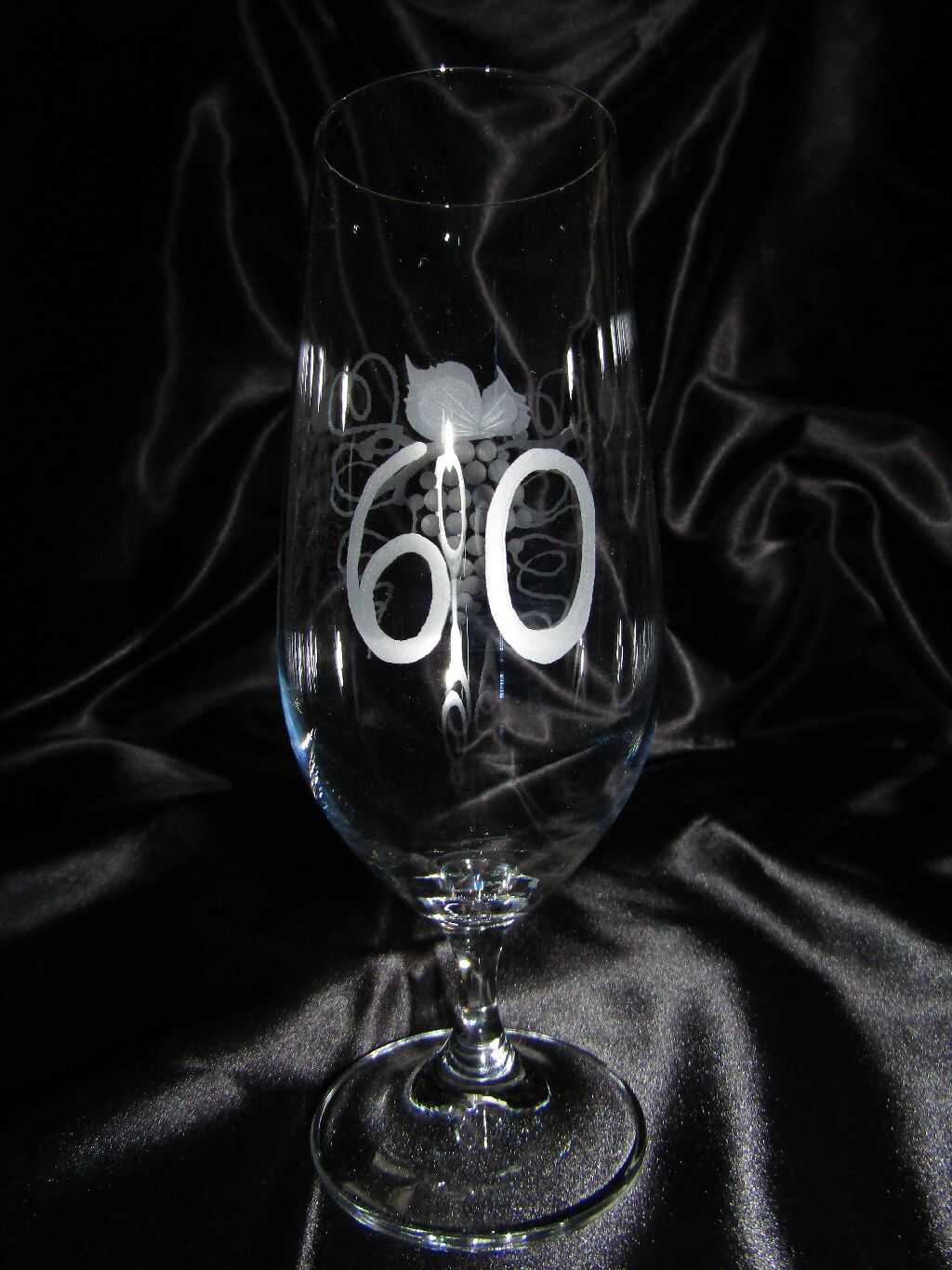 Geburtstag Glas/ Jubiläums Bier/ Wasser Kristallglas Hand geschliffen Weinlaub J-236 380 ml1 Stück.