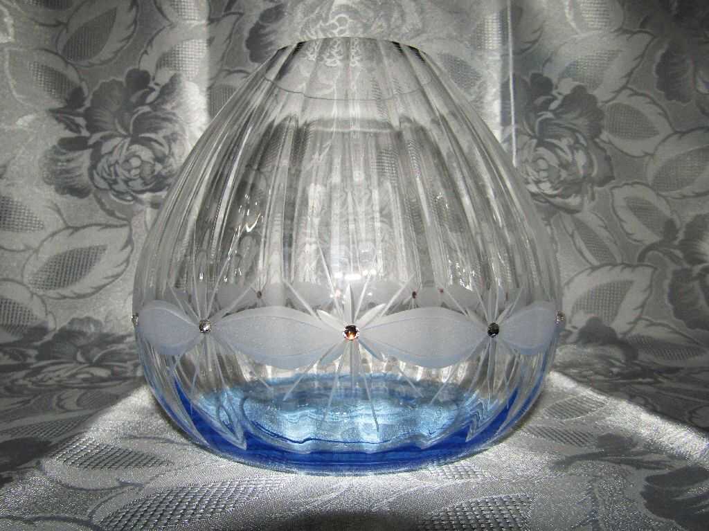 Vase Blau mit Swarovski Kristallsteinen Hand geschliffen Muster Kante WA-484 155 x 200