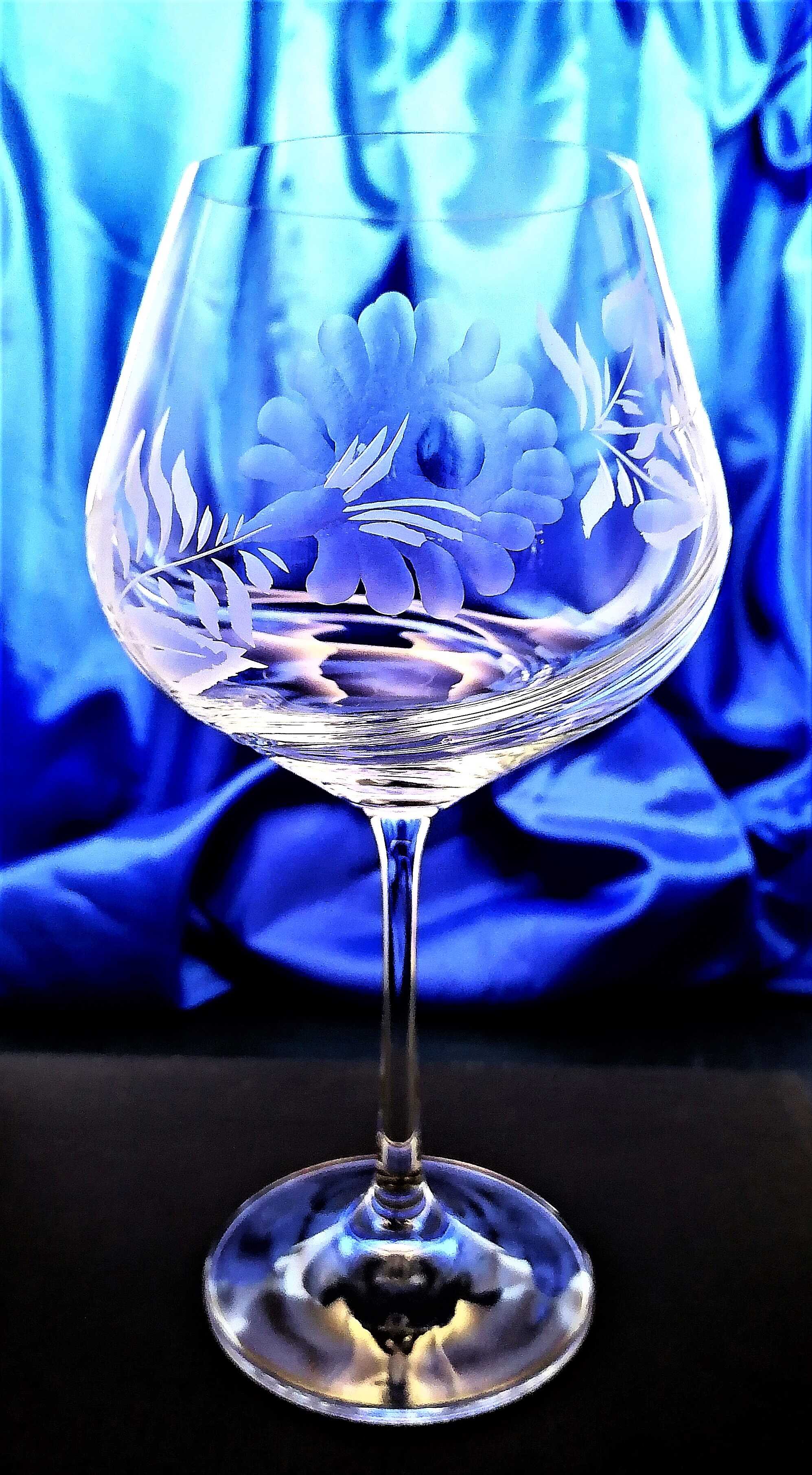 LsG-Crystal Skleničky na červené víno Burgund ručně broušené ryté dekor Růže Turbulence-7013 570 ml 2 Ks.