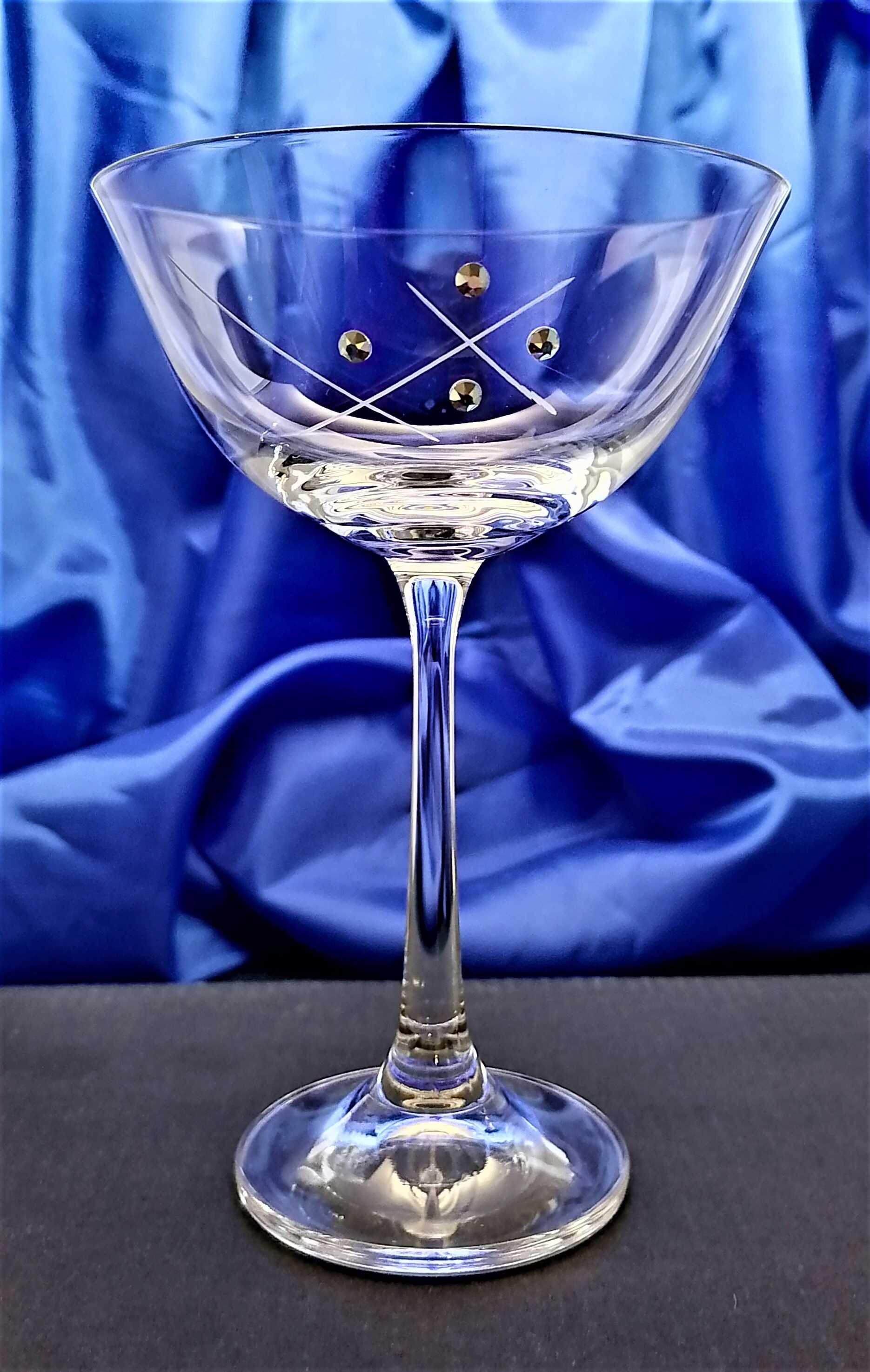 LsG Crystal Skleničky na Martini/ šampus 16 x Swarovski krystal ručně broušené dekor Karla okrasné balení Kate-670 170 ml 4 Ks.